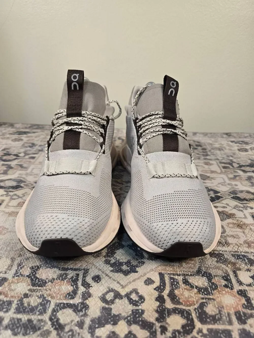 On Cloudnova Pearl White Women's Running Shoes Size 9